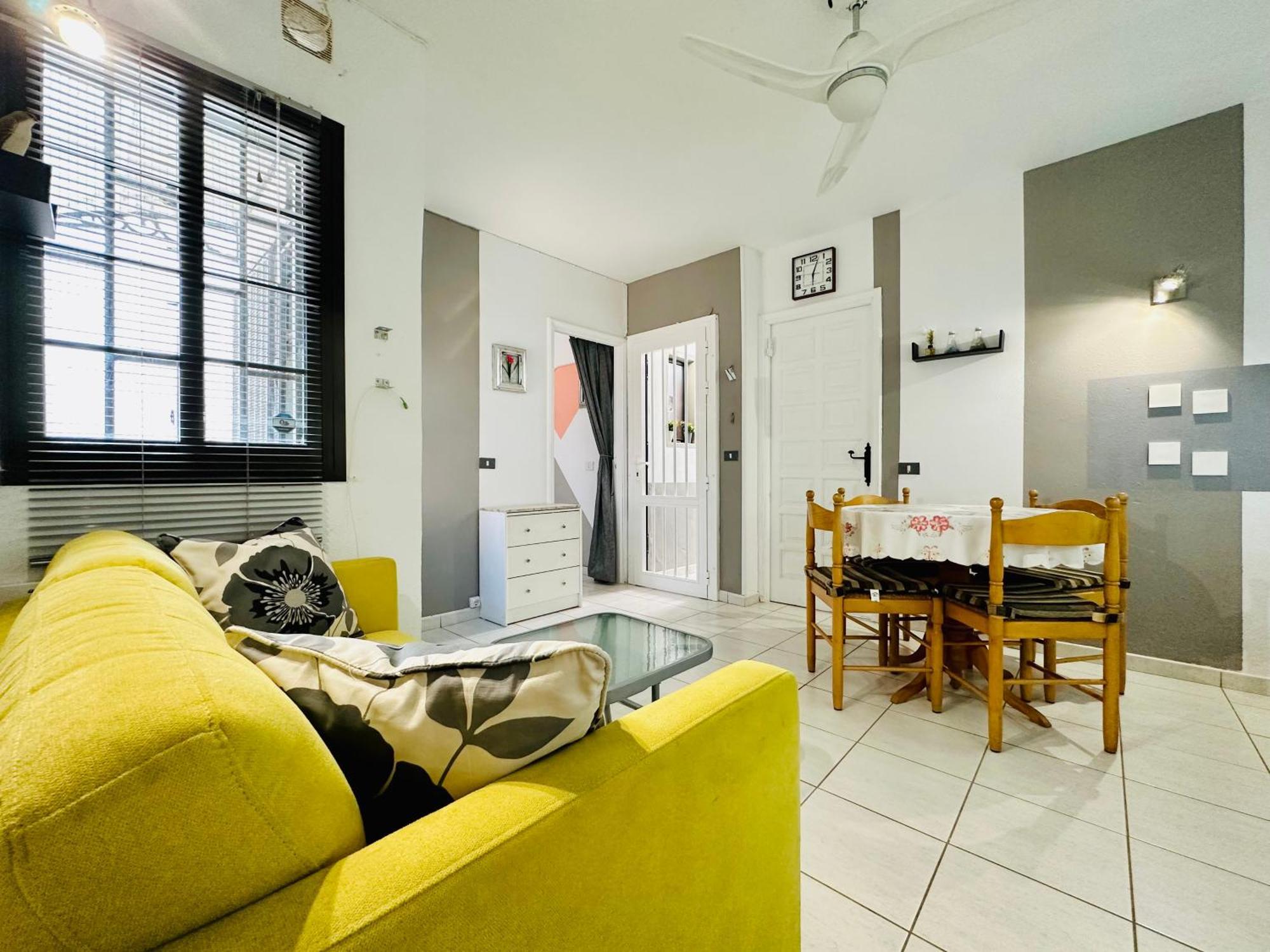 Quiet Apartment Chayofita 아로나 외부 사진